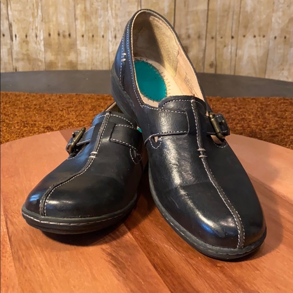 Naturalizer Leather Shoes.
